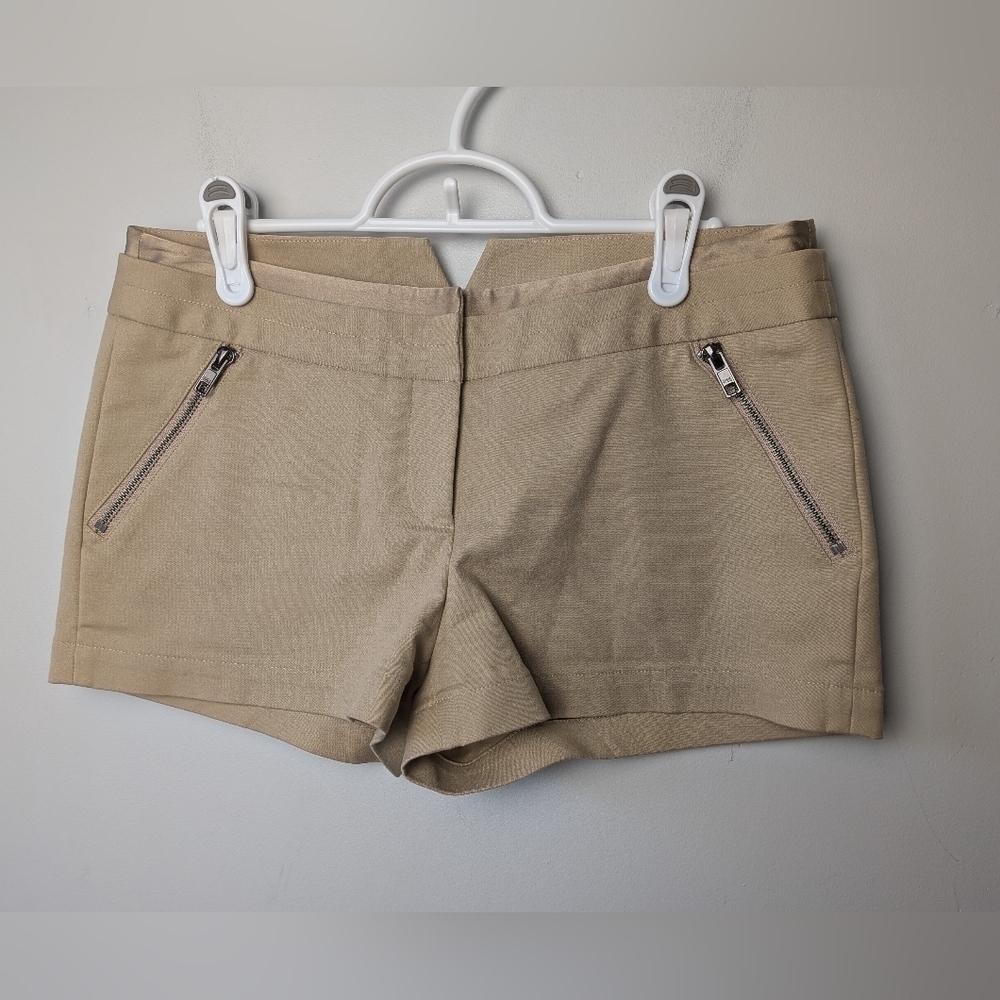 MACKAGE Beige Women Mini Short Front And Back Zipped Pockets Size 4